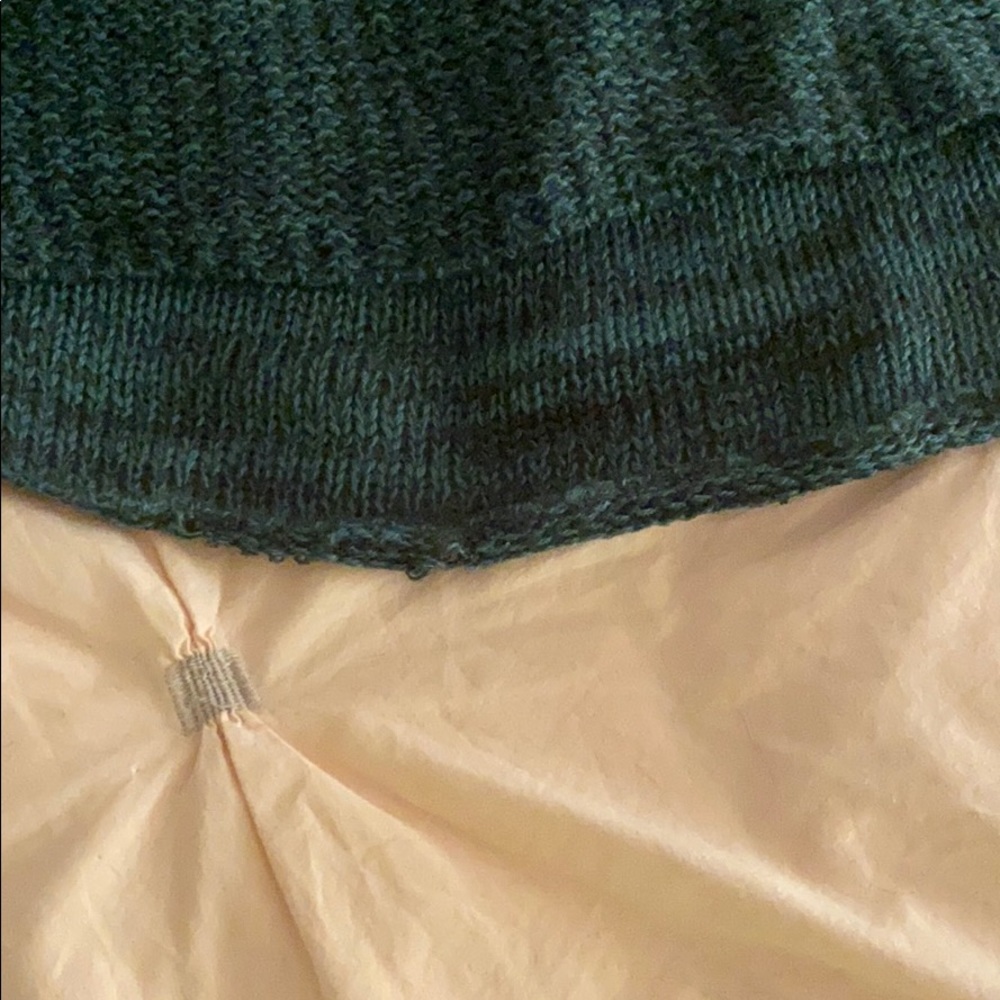 Emerald Green Sweater - Picture 3 of 4